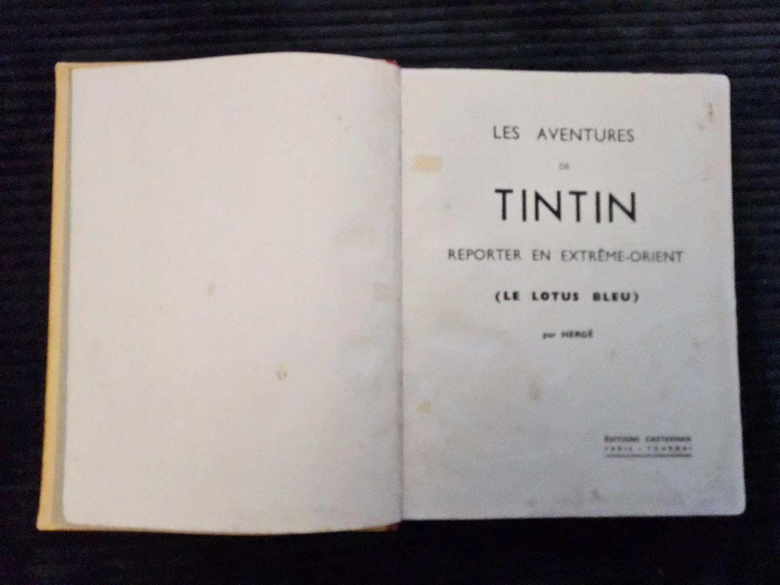 Le Lotus Bleu – EO 1936 – Plat neutre – Noir & blanc