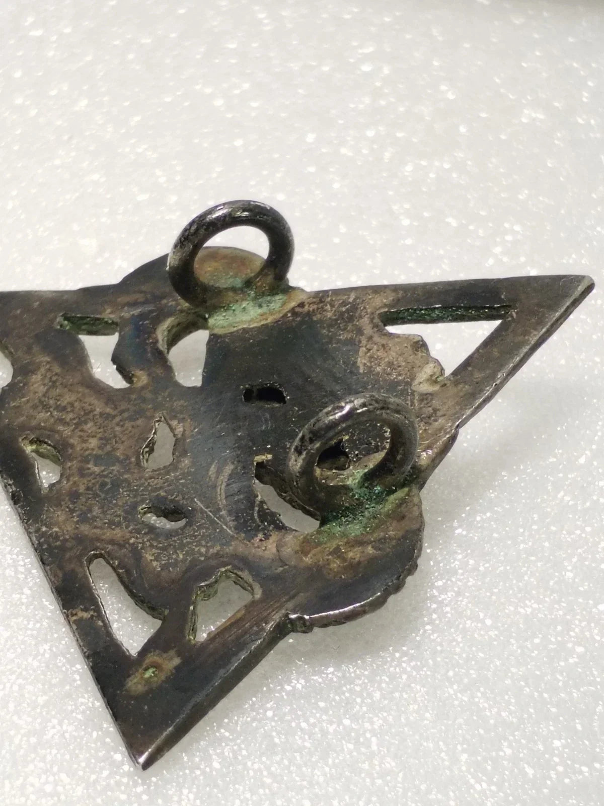 RARE Insigne militaire ancien en ARGENT MASSIF