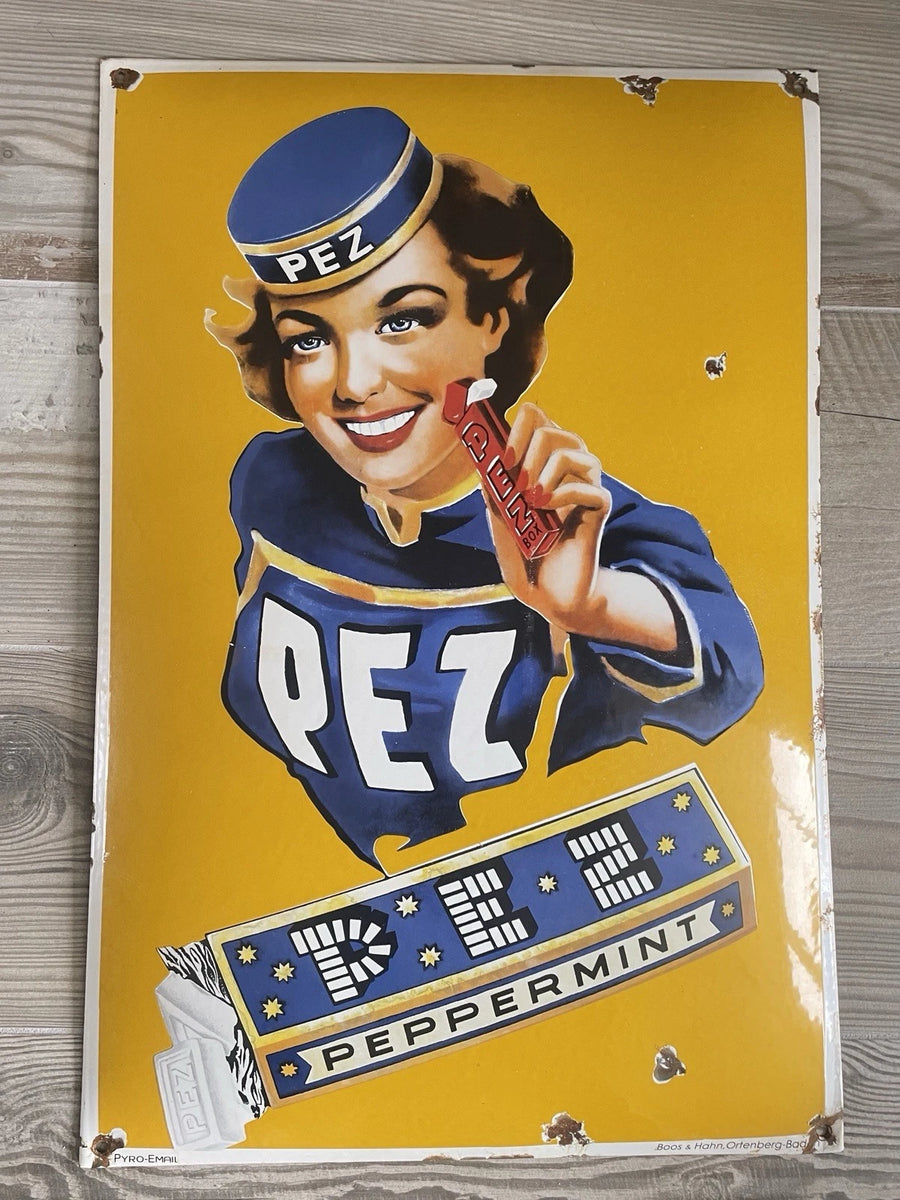 Plaque Émaillée PEZ – Édition Bombée "Très Rare"
