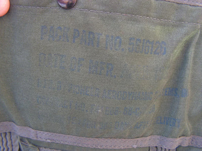 Superbe parachute de pilote américain, daté de 1967 (Guerre du Vietnam)
